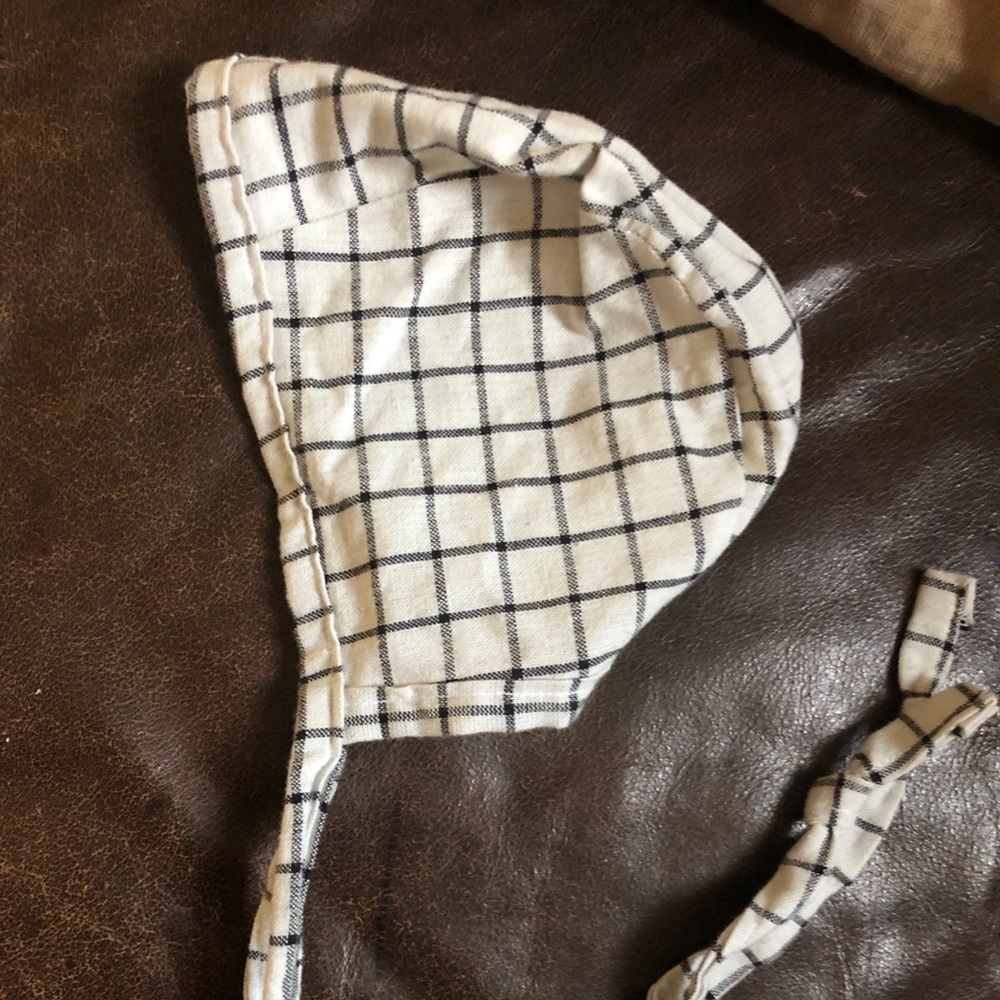Baby bonnet
